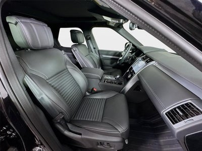 2026 Land Rover Discovery Dynamic SE