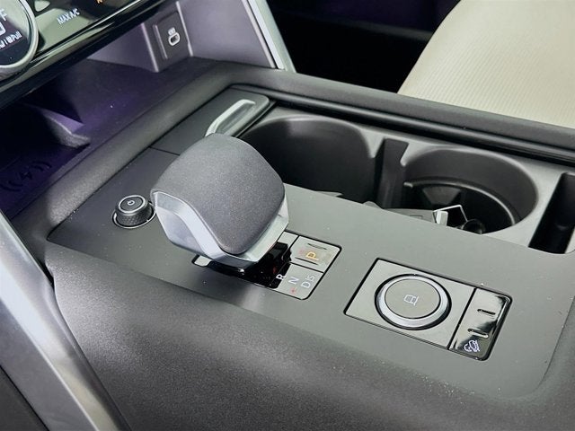 2025 Land Rover Discovery Dynamic SE