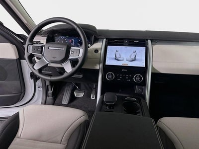 2025 Land Rover Discovery Dynamic SE