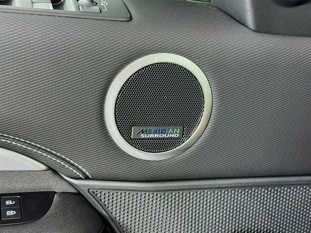 2025 Land Rover Discovery Dynamic SE