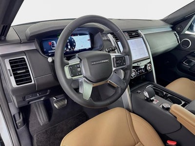 2025 Land Rover Discovery Dynamic SE