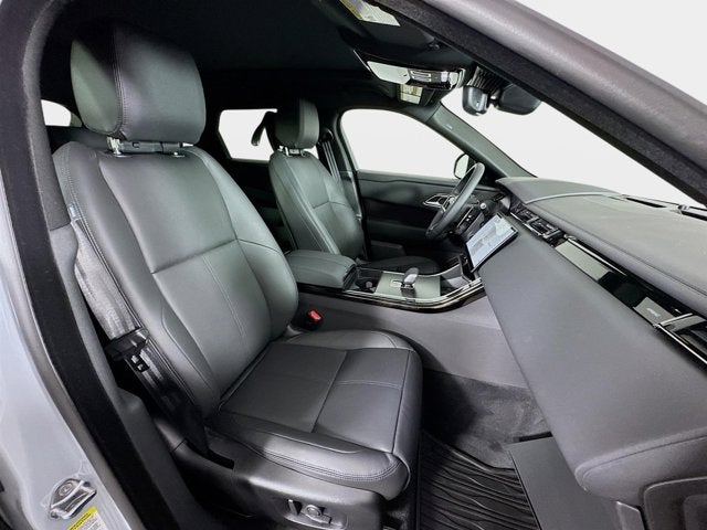 2026 Land Rover Range Rover Velar Dynamic SE