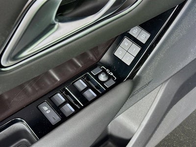 2026 Land Rover Range Rover Velar Dynamic SE
