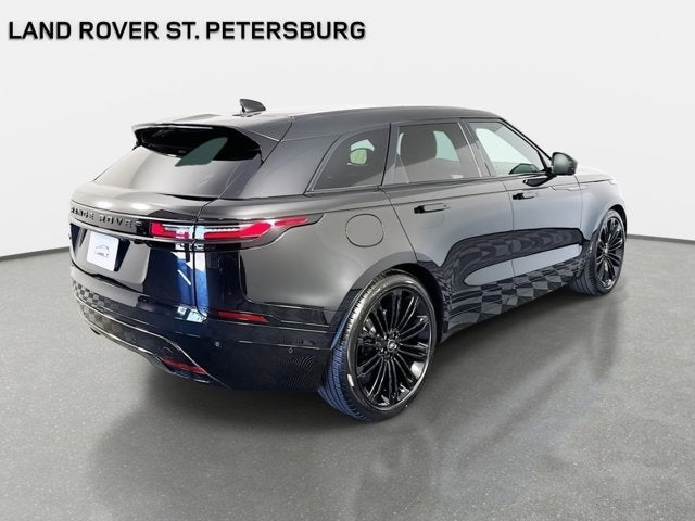2026 Land Rover Range Rover Velar Dynamic SE