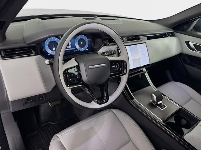 2026 Land Rover Range Rover Velar Dynamic SE