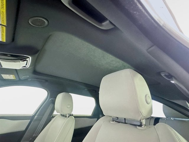 2026 Land Rover Range Rover Velar Dynamic SE