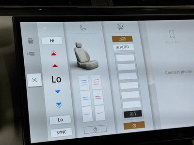 2026 Land Rover Range Rover Velar Dynamic SE