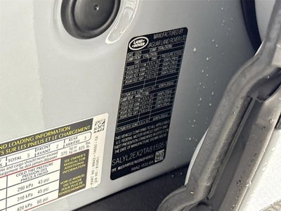 2026 Land Rover Range Rover Velar Dynamic SE