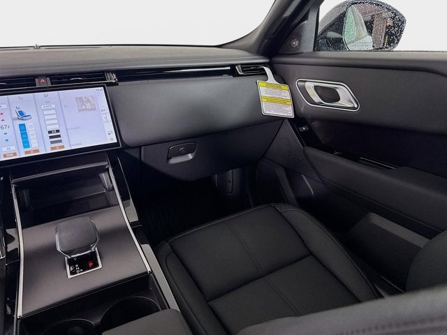 2026 Land Rover Range Rover Velar Dynamic SE
