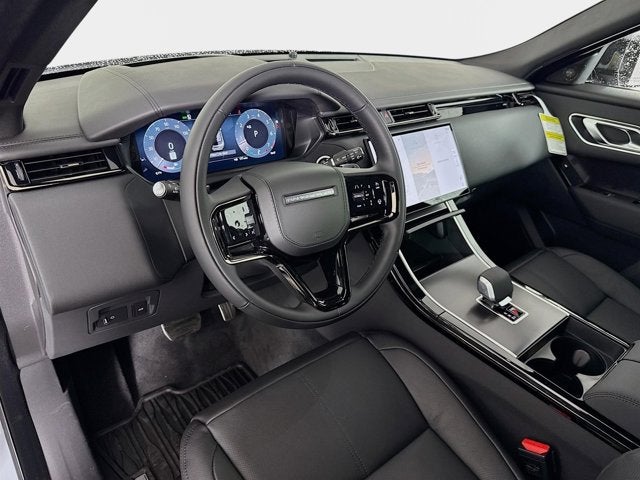 2026 Land Rover Range Rover Velar Dynamic SE