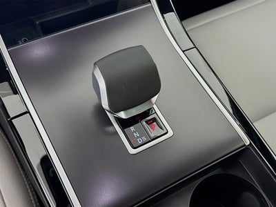 2026 Land Rover Range Rover Velar Dynamic SE
