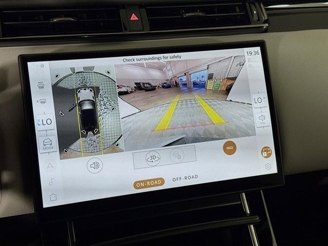 2026 Land Rover Range Rover Velar Dynamic SE