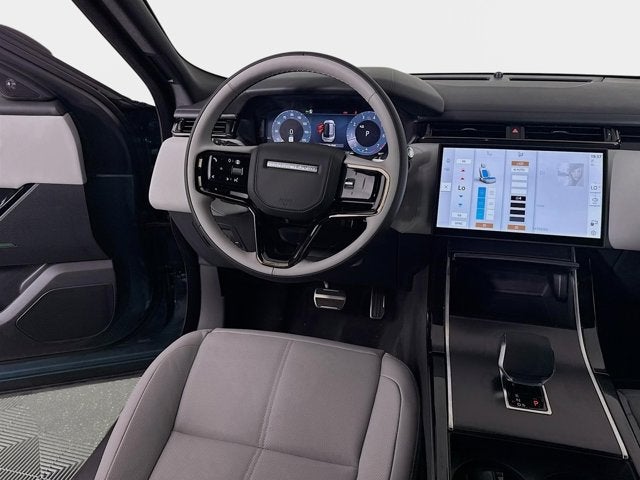 2026 Land Rover Range Rover Velar Dynamic SE