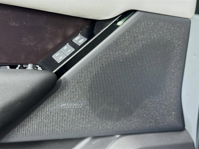 2026 Land Rover Range Rover Velar Dynamic SE