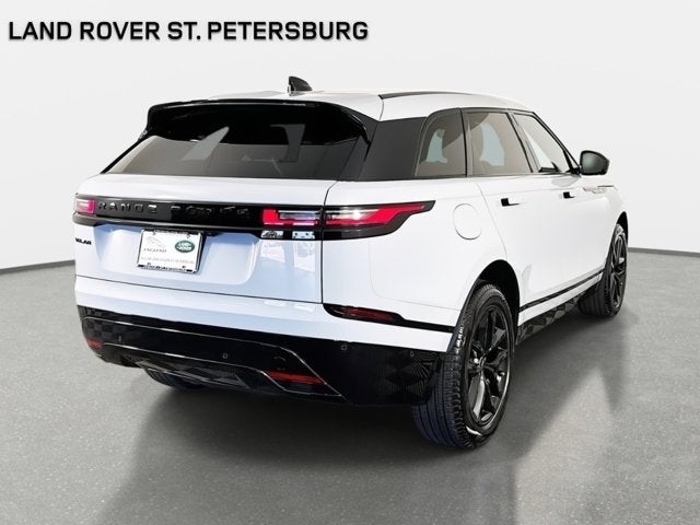 2026 Land Rover Range Rover Velar Dynamic SE