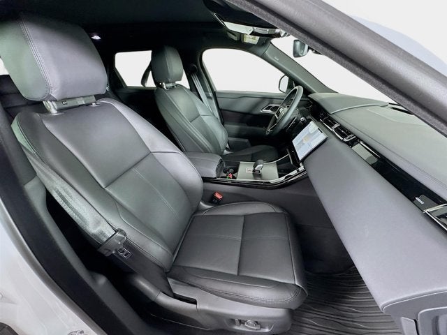 2026 Land Rover Range Rover Velar Dynamic SE