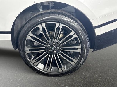 2026 Land Rover Range Rover Velar Dynamic SE