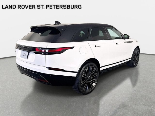 2026 Land Rover Range Rover Velar Dynamic SE