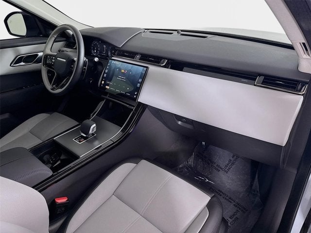 2025 Land Rover Range Rover Velar Dynamic SE