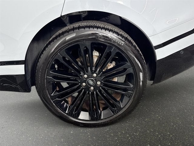 2025 Land Rover Range Rover Velar Dynamic SE