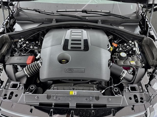 2026 Land Rover Range Rover Velar Dynamic SE