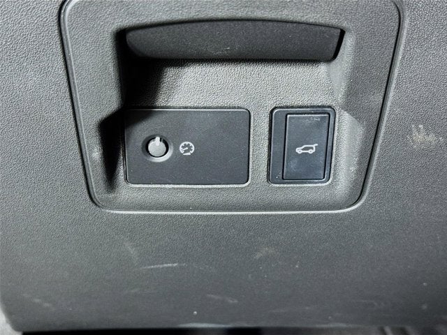 2022 Land Rover Range Rover Velar P250 R-Dynamic S