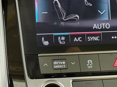 2025 Audi Q8 55 Premium Plus