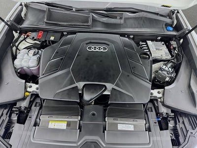 2022 Audi Q8 55 Premium Plus
