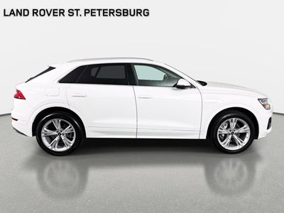 2022 Audi Q8 55 Premium Plus