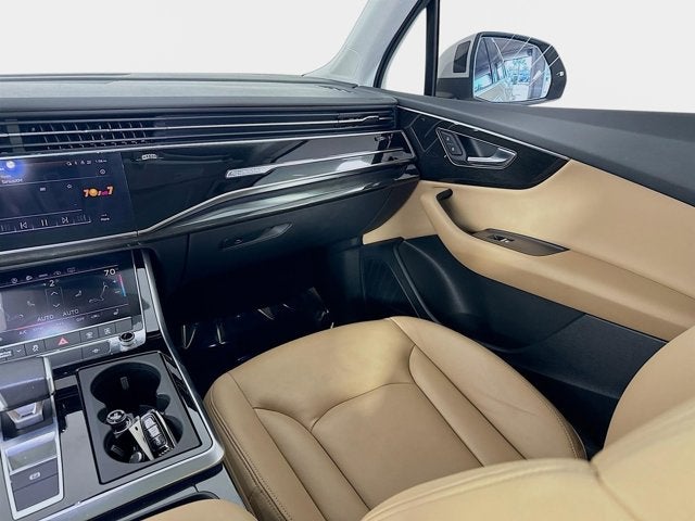 2021 Audi Q7 45 Premium Plus