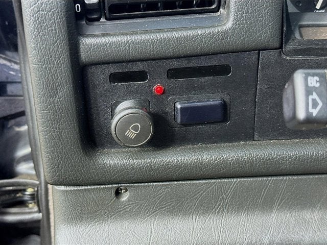 1991 BMW 3 Series 325i