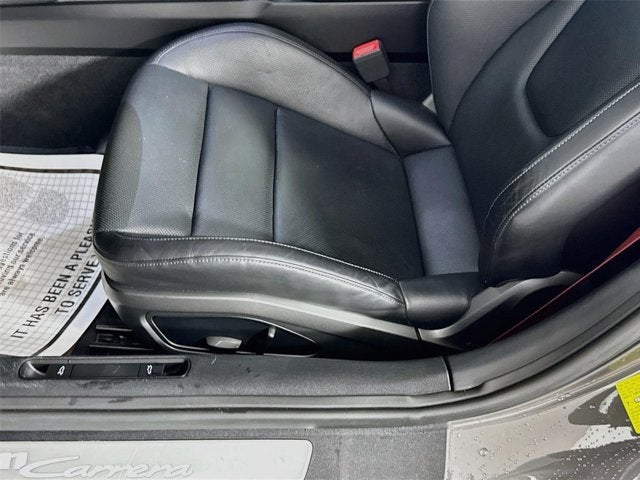 2021 Porsche 911 Carrera