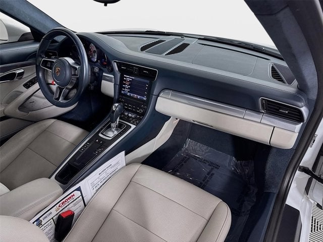 2017 Porsche 911 Carrera 4S