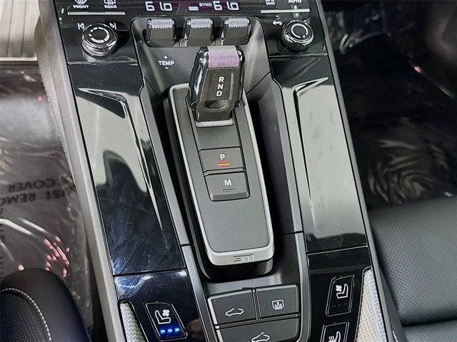 2025 Porsche 911 Carrera 4 GTS