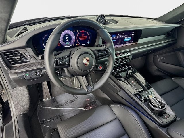 2025 Porsche 911 Carrera 4 GTS