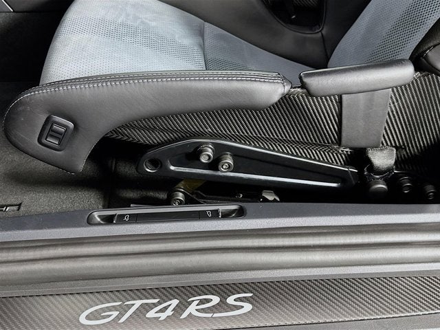 2023 Porsche 718 Cayman GT4 RS