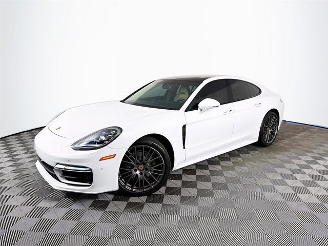 2023 Porsche Panamera 4 Platinum Edition