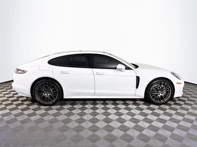 2023 Porsche Panamera 4 Platinum Edition