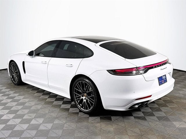 2023 Porsche Panamera 4 Platinum Edition