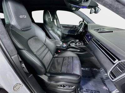 2022 Porsche Cayenne GTS