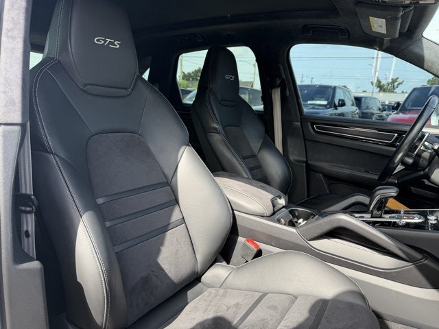 2022 Porsche Cayenne GTS