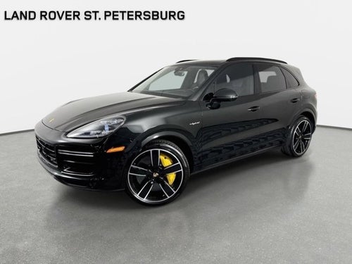 2023 Porsche Cayenne E-Hybrid Turbo S
