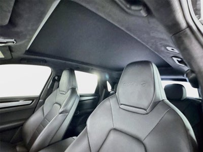 2023 Porsche Cayenne E-Hybrid Turbo S