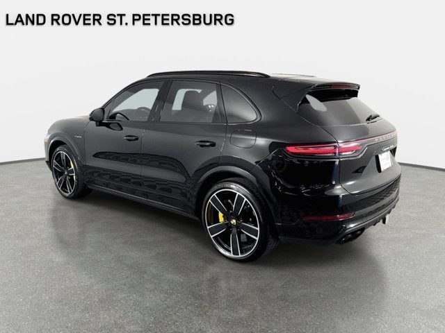 2023 Porsche Cayenne E-Hybrid Turbo S