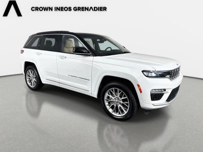 2022 Jeep Grand Cherokee Summit