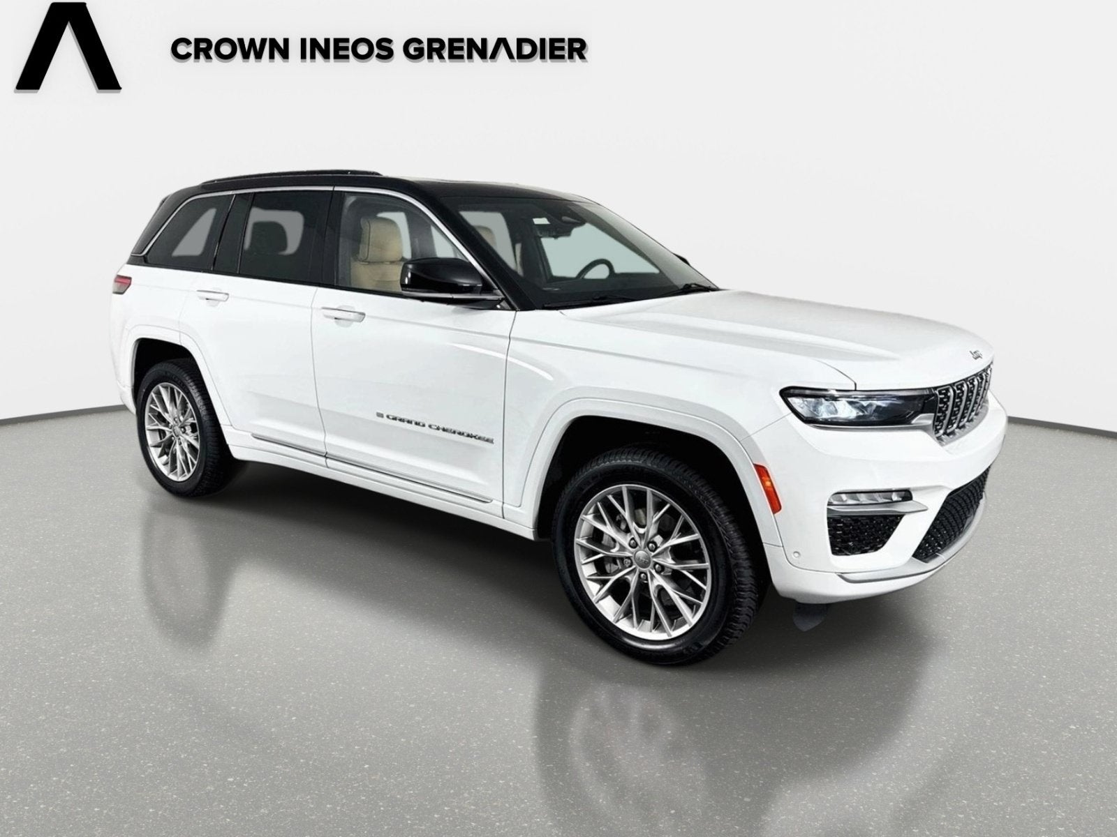 2022 Jeep Grand Cherokee Summit