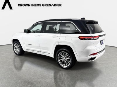 2022 Jeep Grand Cherokee Summit