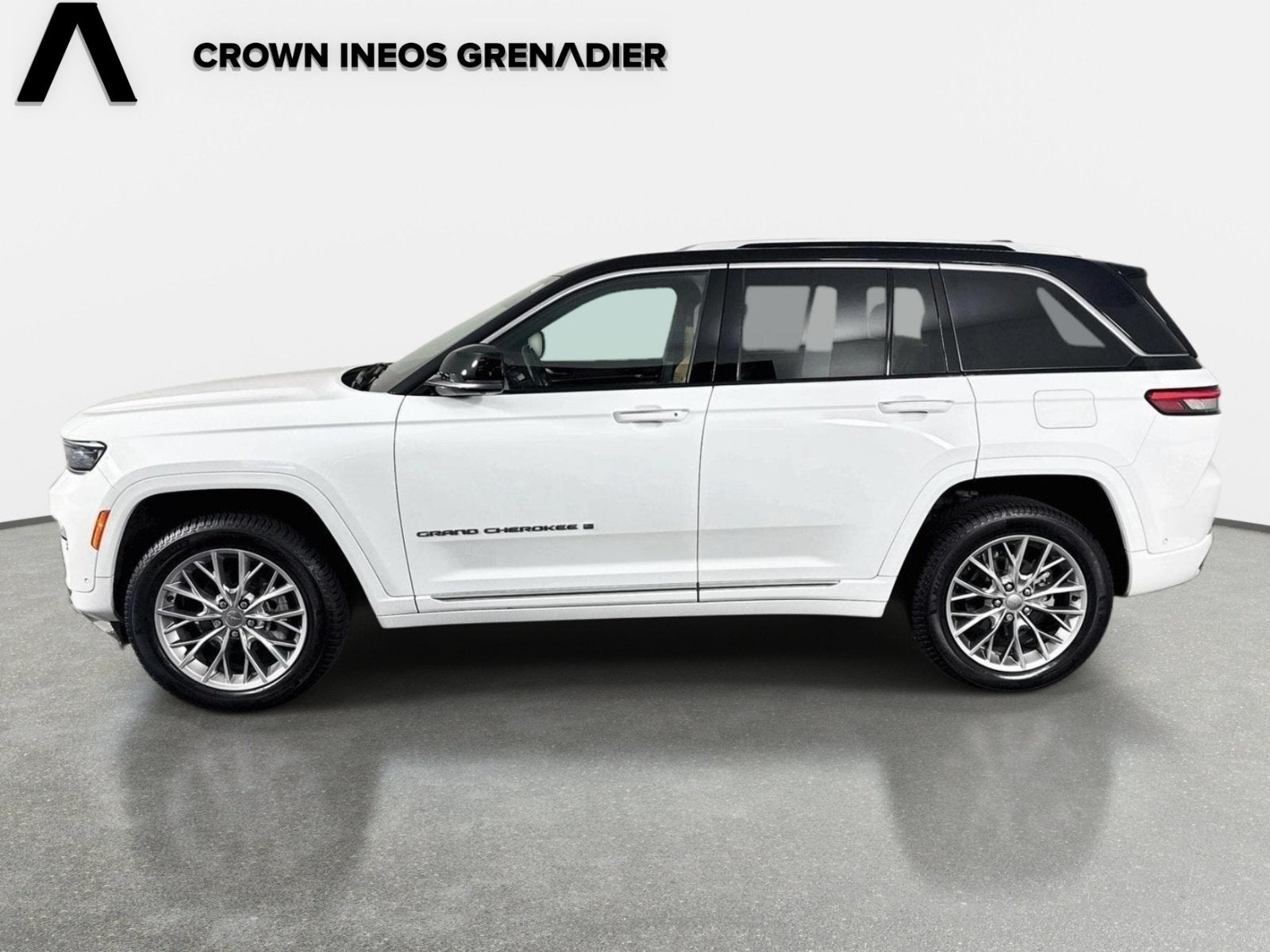 2022 Jeep Grand Cherokee Summit