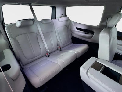 2023 Jeep Grand Wagoneer Base