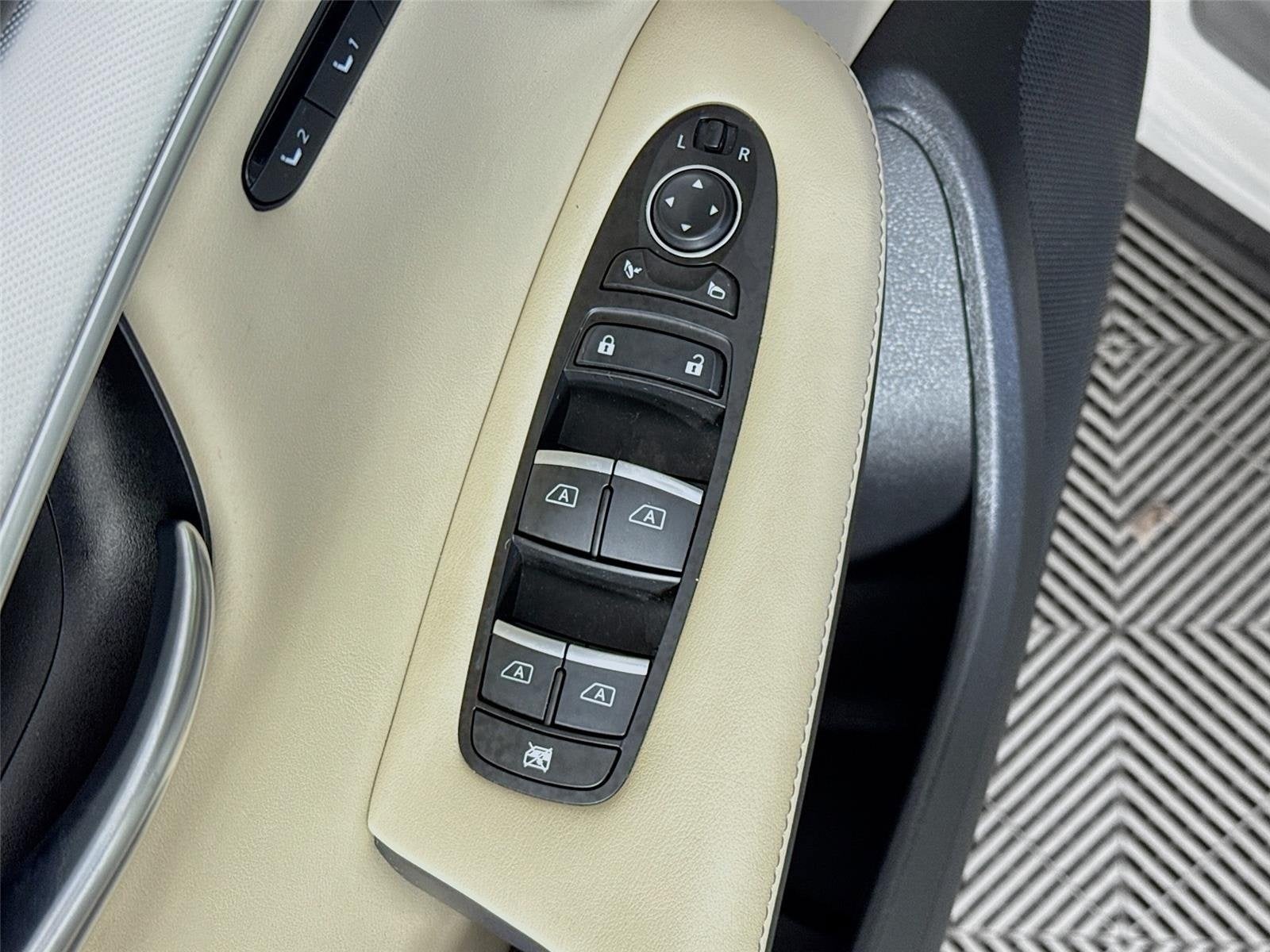 2022 INFINITI QX50 ESSENTIAL